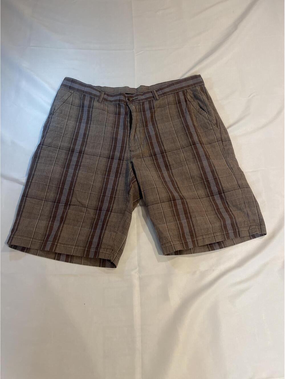 Men’s Brown Checkered Cubavera Shorts Size 38